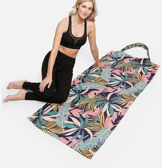 Beach Towel Tote Bag 2 in 1 Tropical Leaves Print - Picture 4 of 10